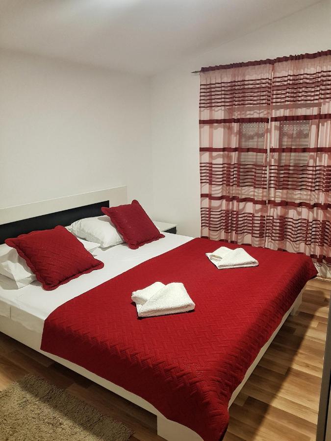 Kaštel Sućurac Apartman Nela 아파트 외부 사진